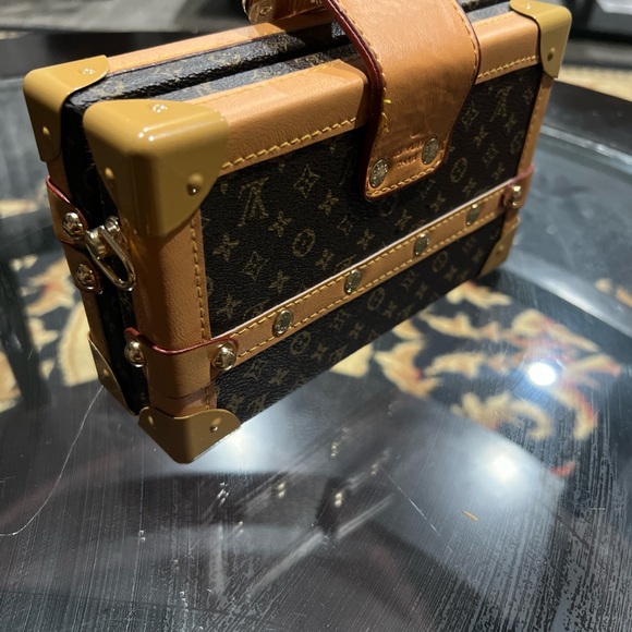 Louis Vuitton Monogram Trunk Clutch - Picture 4 of 6